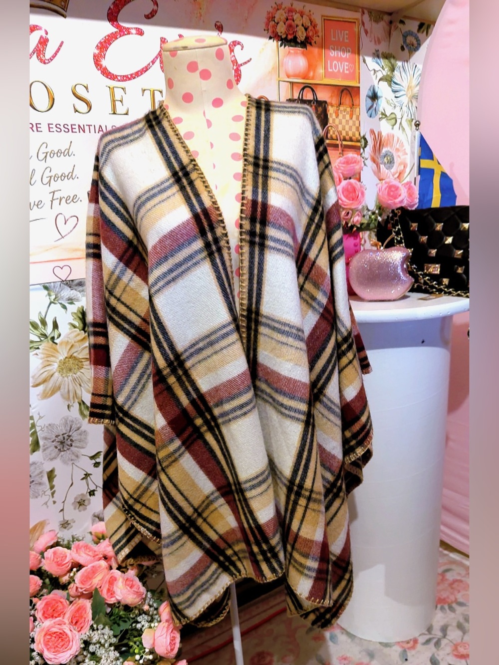 Woolrich Plaid Wrap Poncho Cape Shawl One Size Cream Tan Burgundy
